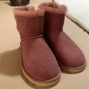 Brand new Pink Uggs